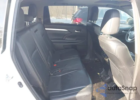 2016 Toyota Highlander Xle V6 z USA, uszkodzony, nr VIN 5TDJKRFH8GS280659